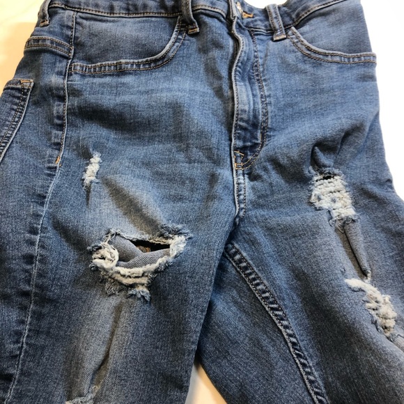 H & M Divided Jeans Size 6 - Picture 4 of 8